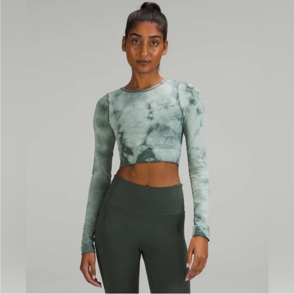 lululemon athletica Tops - Lululemon Long Sleeve crop Top, size 10, Green marble tye dye, Bra with Padding